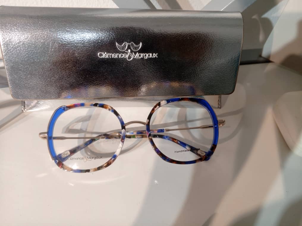 Clémence & Margaux – Rondes multicolores